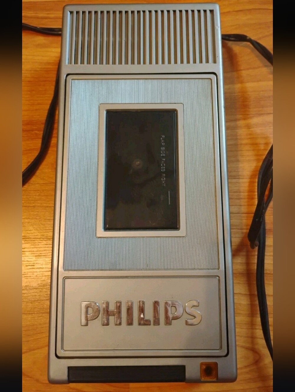 Vintage Philips VHS Video Cassette Tape Rewinder Tested Works Model SBV7040A01